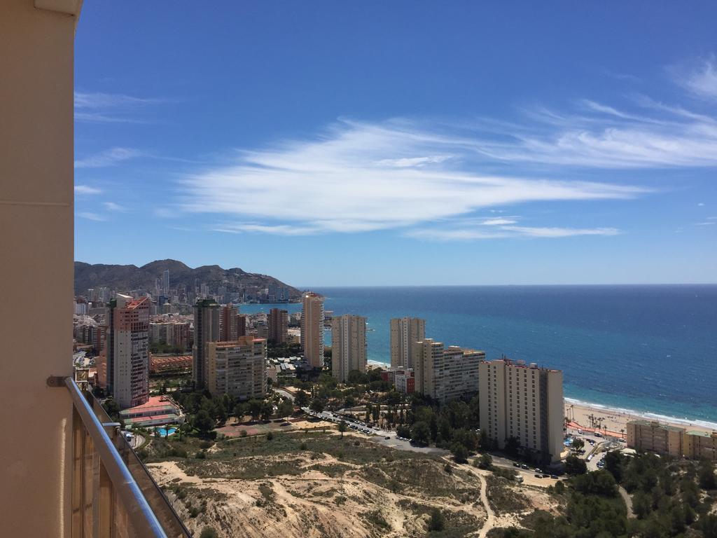 Apartment Roxana Benidorm Bagian luar foto